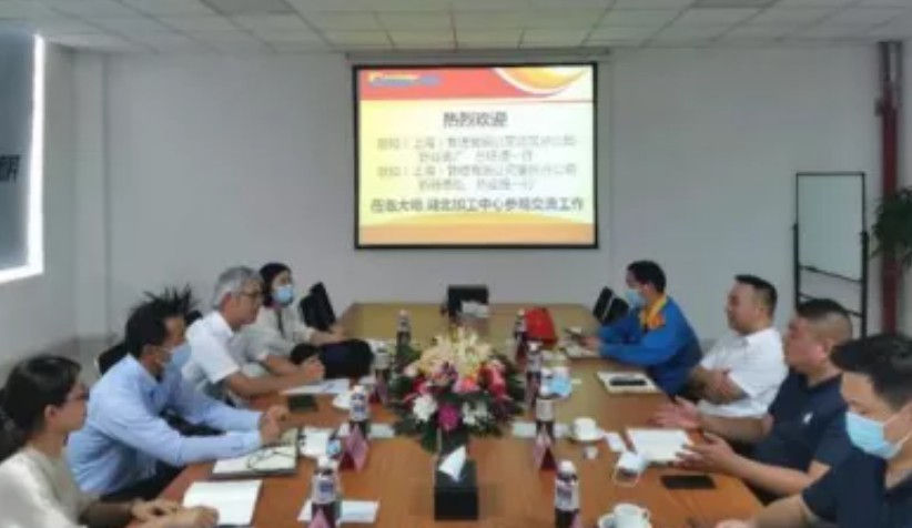 阪和武汉、阪和重庆总经理一行来访大明湖北加工中心